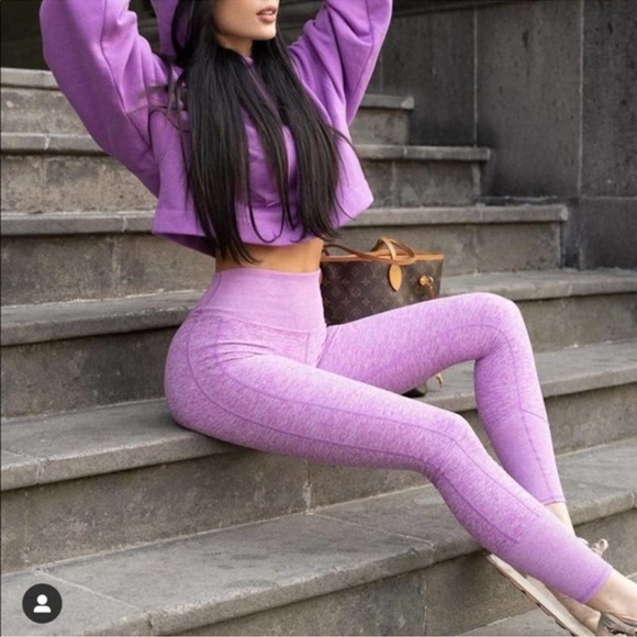 Alo Yoga  | NWOT High-Waist Alosoft Lounge Legging Electric Violet Heather | S - Picture 7 of 13